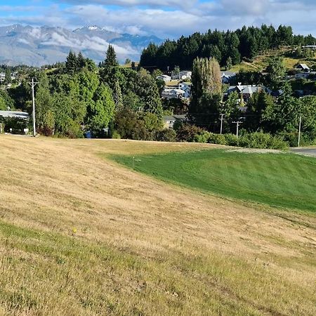 Kowhai Apartment - Private Opposite Golf Course Central Wanaka Eksteriør bilde